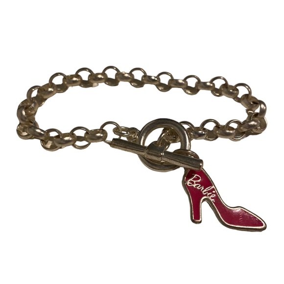 Women’s Barbie bracelet with pink shoe shape charm - Picture 3 of 5